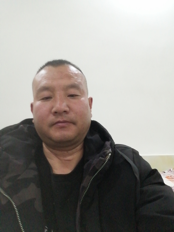 肖小江的第一张照片--邵阳相亲服务中心