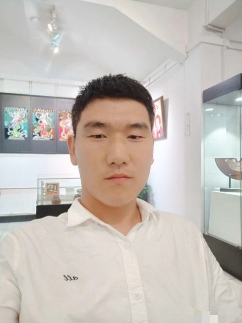 自律人生的第一张照片--邵阳相亲服务中心