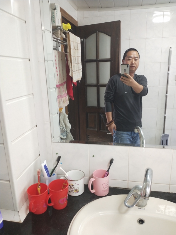 半世人间的第二张照片--邵阳相亲服务中心