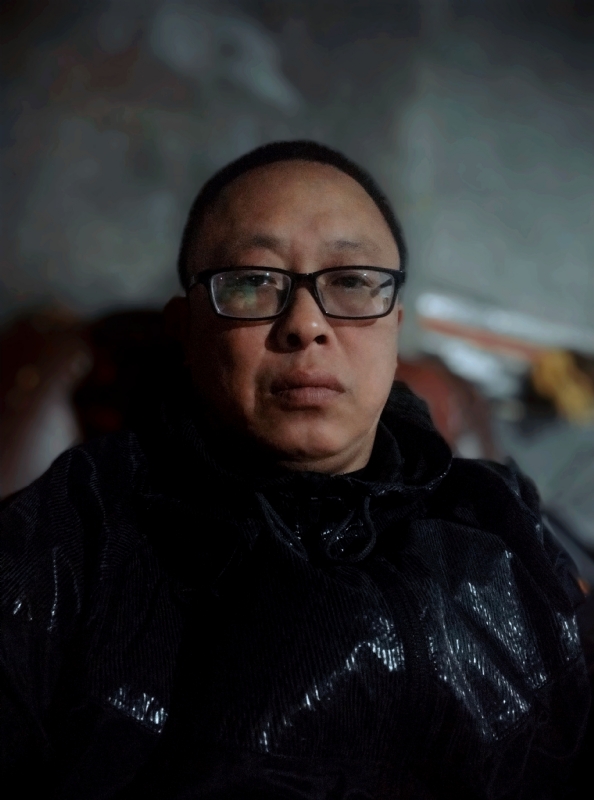 不要激动的第三张照片--邵阳相亲服务中心