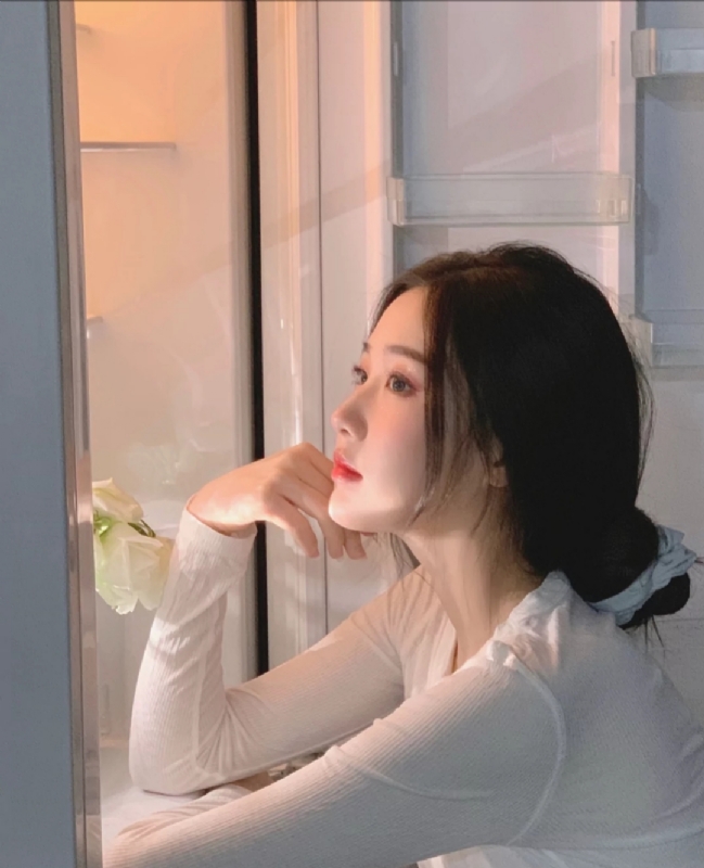 風吹過臉頰的第一张照片--邵阳相亲服务中心
