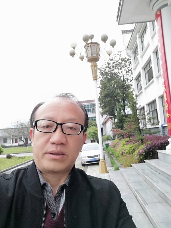 玫瑰祥云的第二张照片--邵阳相亲服务中心
