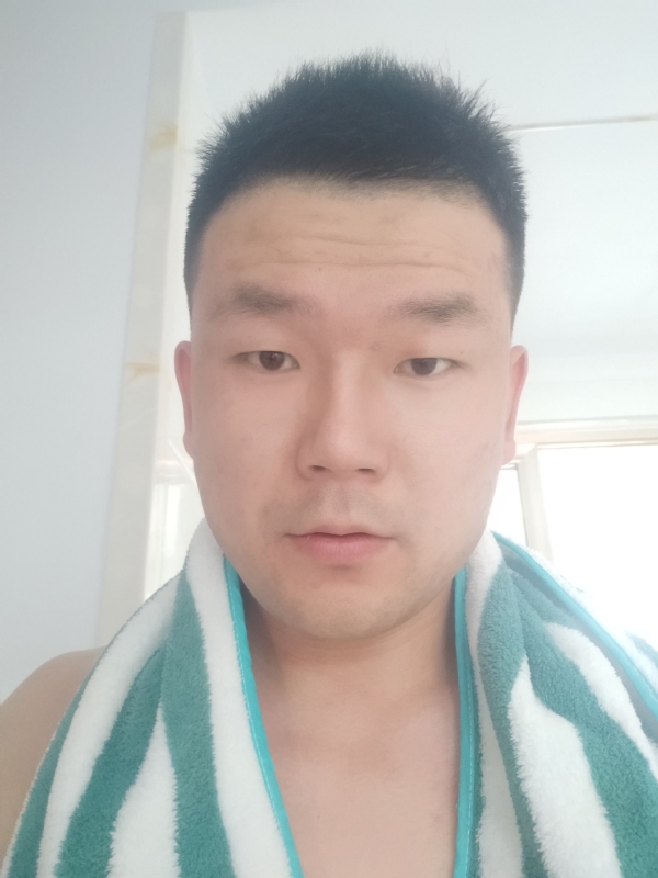 海滨的第一张照片--邵阳相亲服务中心