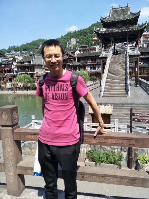 会飞的鱼的第一张照片--邵阳相亲服务中心