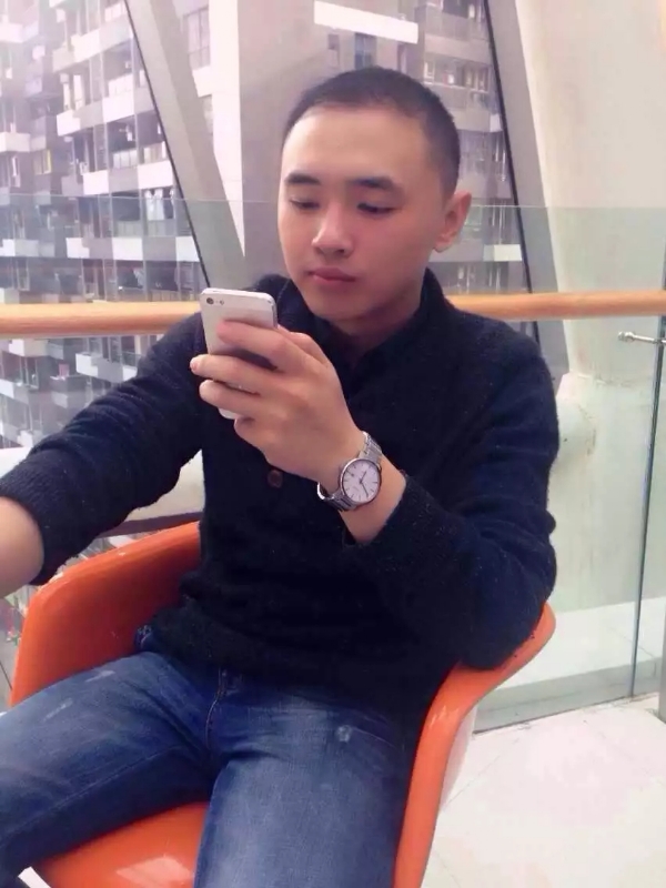 一个人的第一张照片--邵阳相亲服务中心