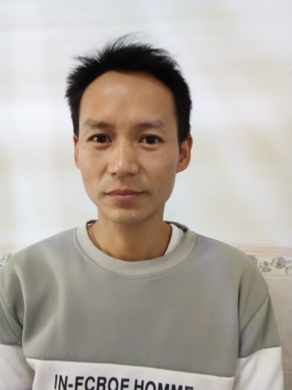 单亲爸爸的第一张照片--邵阳相亲服务中心