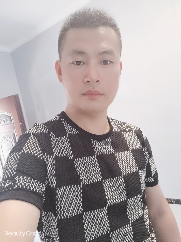 快乐无罪的第一张照片--邵阳相亲服务中心