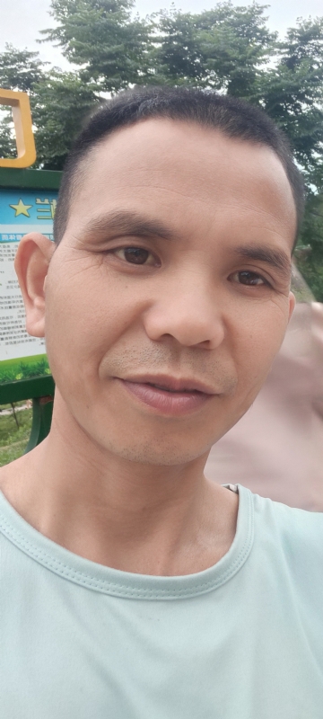 找个相爱的人结婚的第一张照片--邵阳相亲服务中心