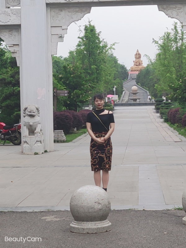 魏沐阳子的第三张照片--邵阳相亲服务中心