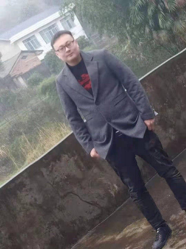 冰城的第一张照片--邵阳相亲服务中心
