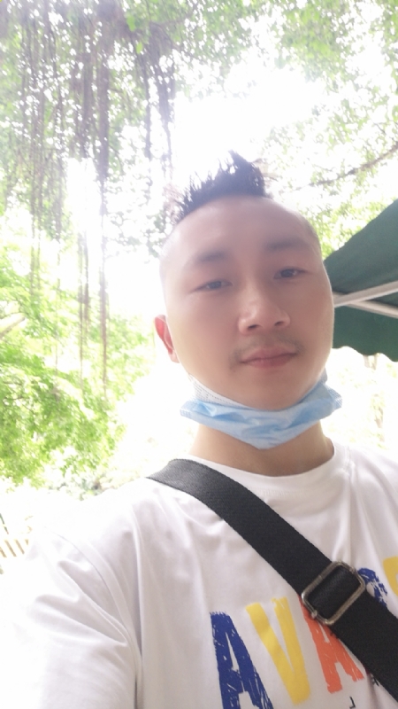 守望幸福的第一张照片--邵阳相亲服务中心