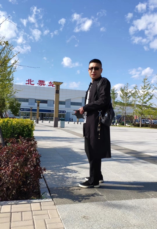 仟佰渡的第一张照片--邵阳相亲服务中心
