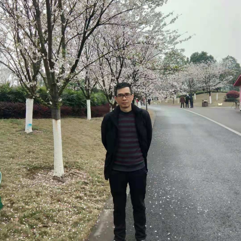 痴心爱人的第一张照片--邵阳相亲服务中心