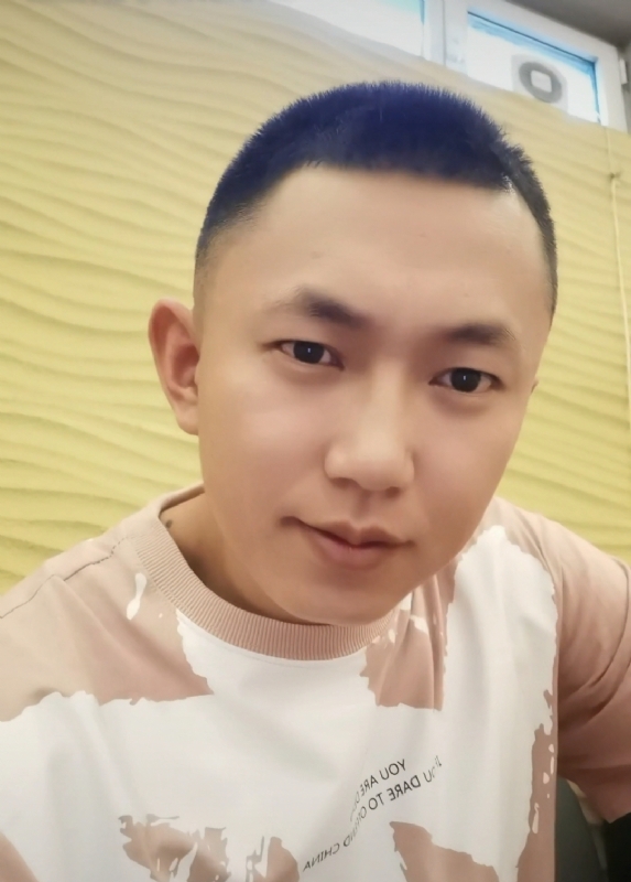 爱意随风起的第一张照片--邵阳相亲服务中心