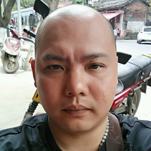 开心就好的第一张照片--邵阳相亲服务中心