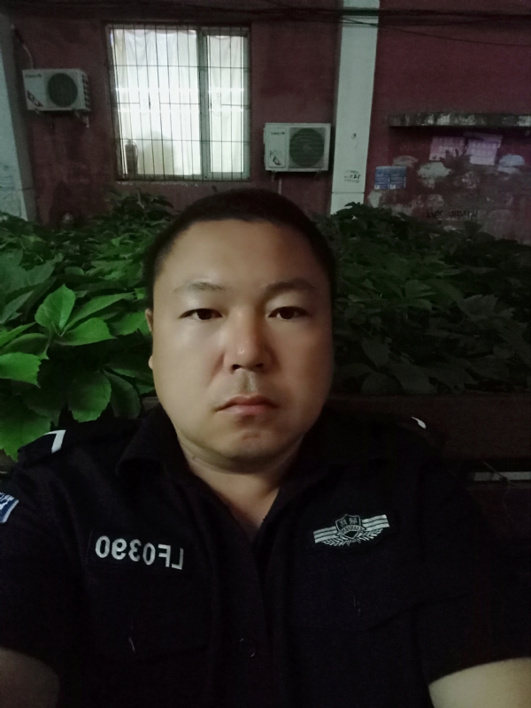 冯宇的第一张照片--邵阳相亲服务中心
