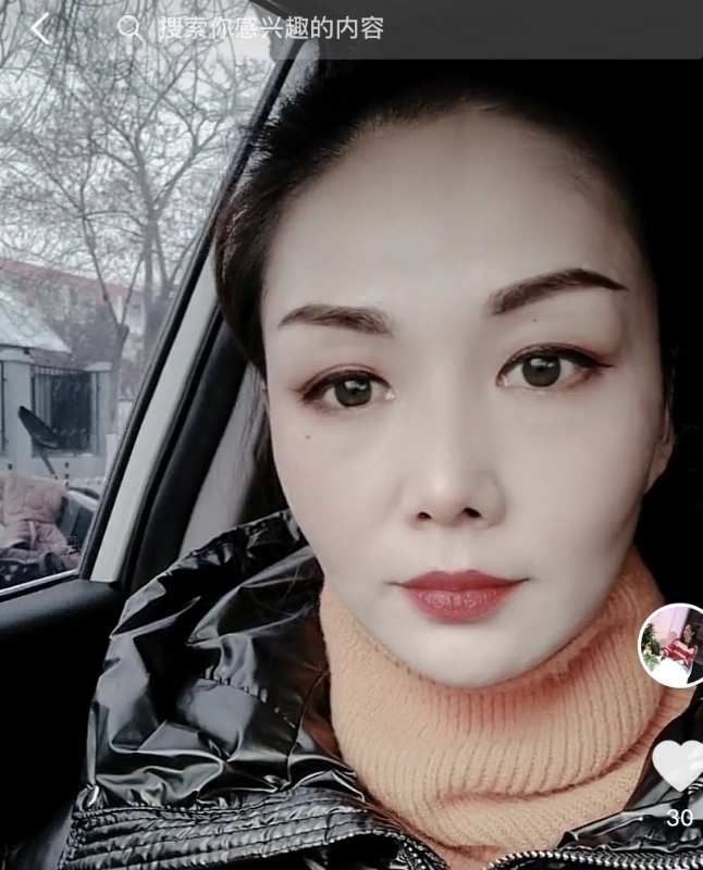 蔷薇的第一张照片--邵阳相亲服务中心
