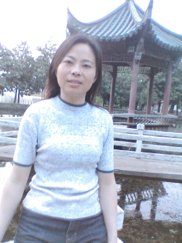 小草的第二张照片--邵阳相亲服务中心