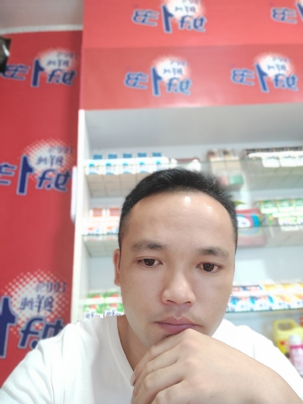 小老弟的第二张照片--邵阳相亲服务中心
