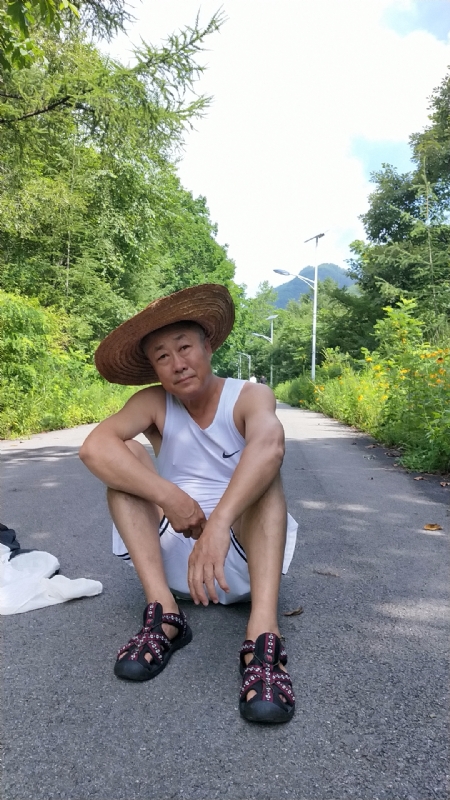 真诚寻伴的第一张照片--邵阳相亲服务中心