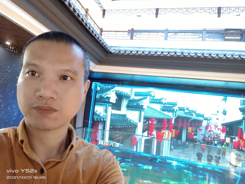 云中漫步的第一张照片--邵阳相亲服务中心
