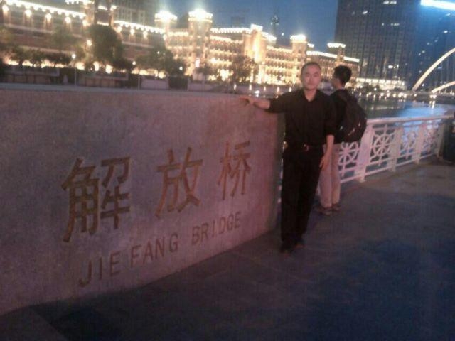 海阔天空的第一张照片--邵阳相亲服务中心