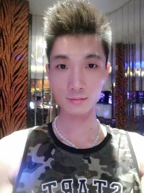 人生如戏的第一张照片--邵阳相亲服务中心