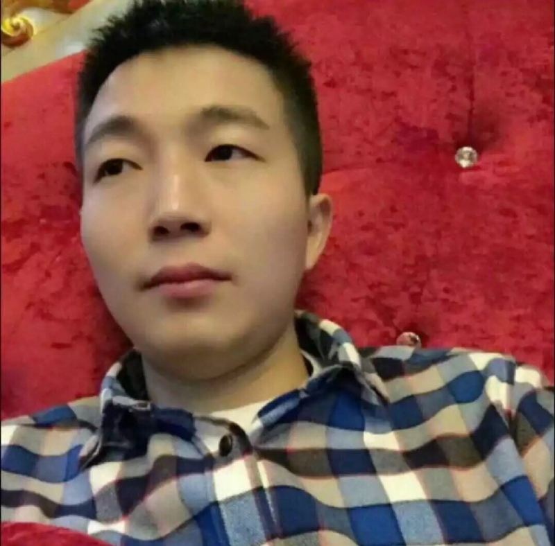 崩塌的信仰的第一张照片--邵阳相亲服务中心