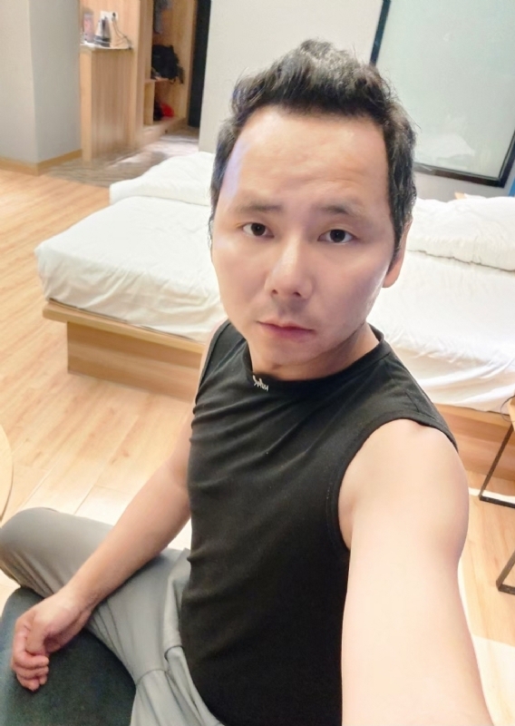 爱远的要命的第一张照片--邵阳相亲服务中心