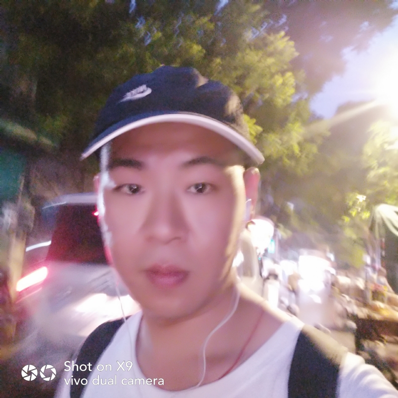 心跳男孩的第一张照片--邵阳相亲服务中心