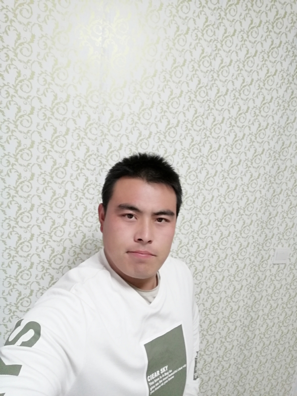 看草莓在跳舞的第一张照片--邵阳相亲服务中心