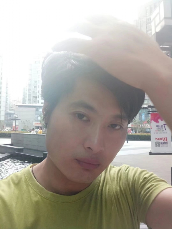 钢铁侠的第一张照片--邵阳相亲服务中心
