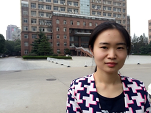 女儿征婚的第一张照片--邵阳相亲服务中心