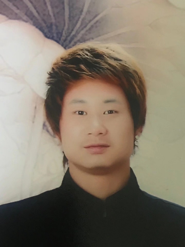 咮辛的第一张照片--邵阳相亲服务中心