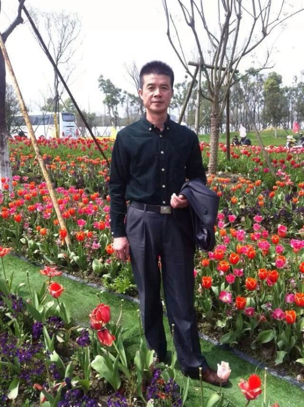 蓝天的第一张照片--邵阳相亲服务中心