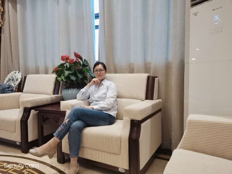 秋水伊人的第一张照片--邵阳相亲服务中心