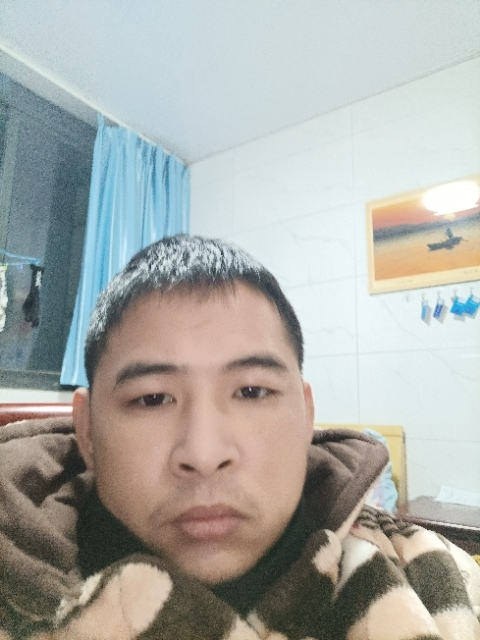 寂寞的第一张照片--邵阳相亲服务中心