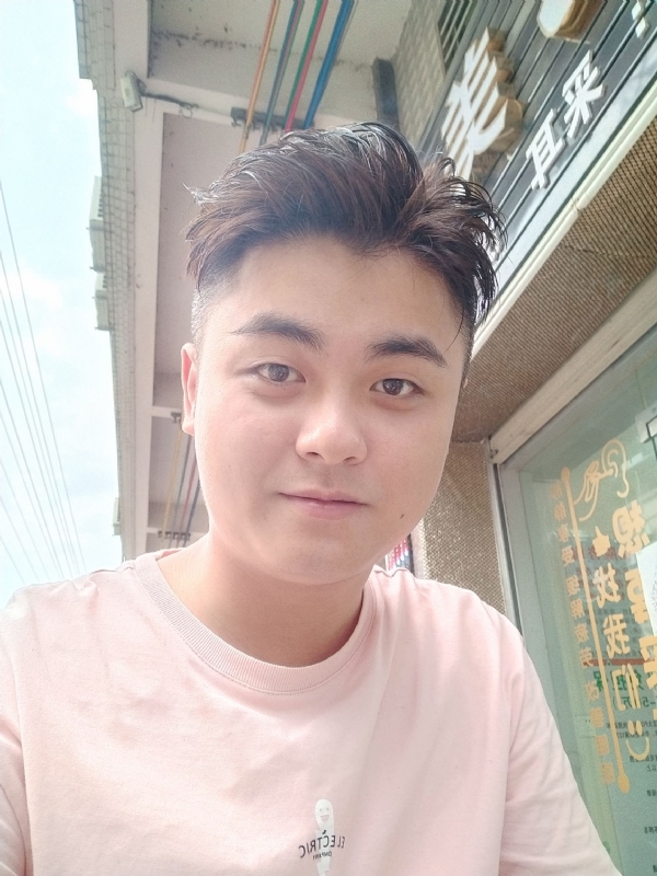 李健诚的第一张照片--邵阳相亲服务中心