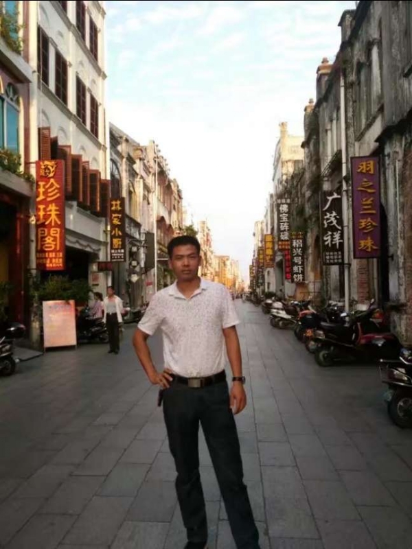 爱生活爱健康的第一张照片--邵阳相亲服务中心