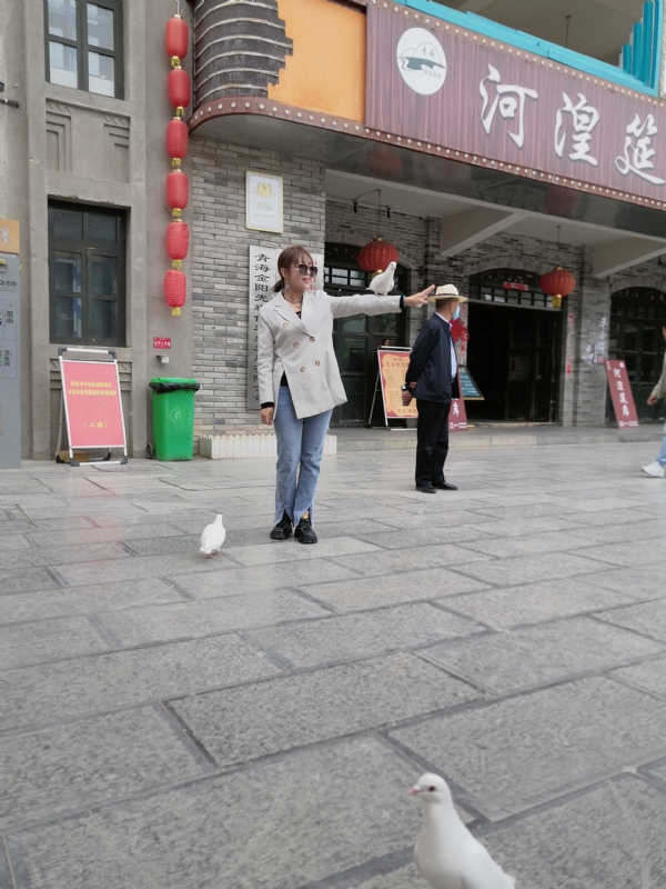 艳艳的第一张照片--邵阳相亲服务中心