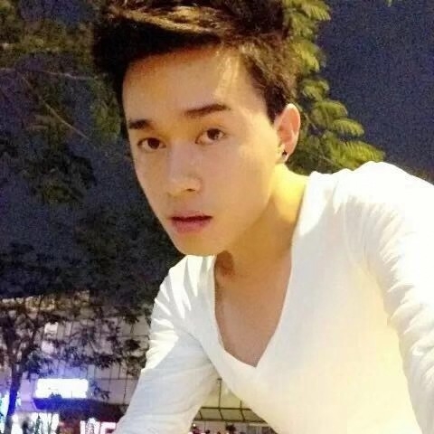 爱与不爱的第一张照片--邵阳相亲服务中心