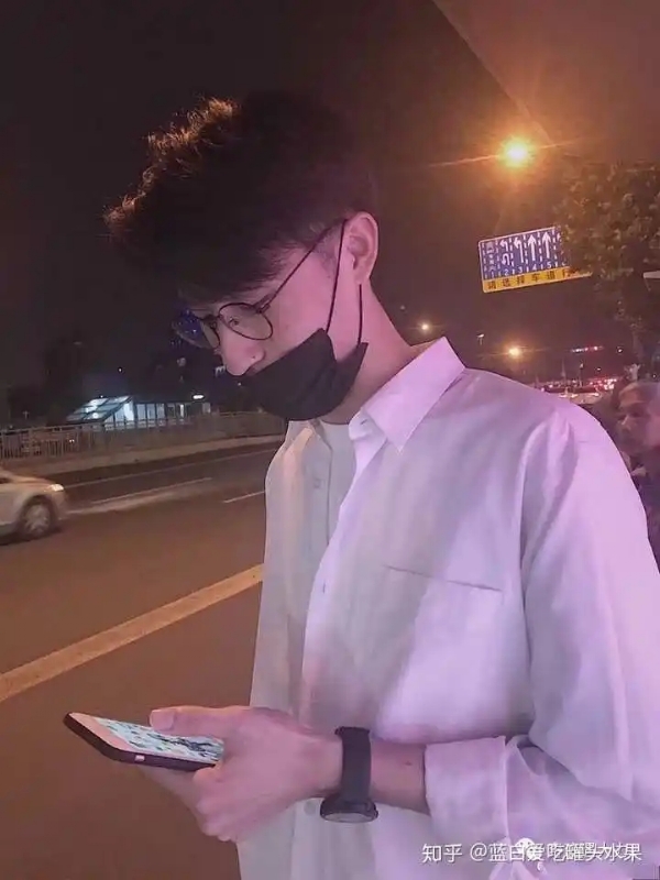 情圣的第一张照片--邵阳相亲服务中心