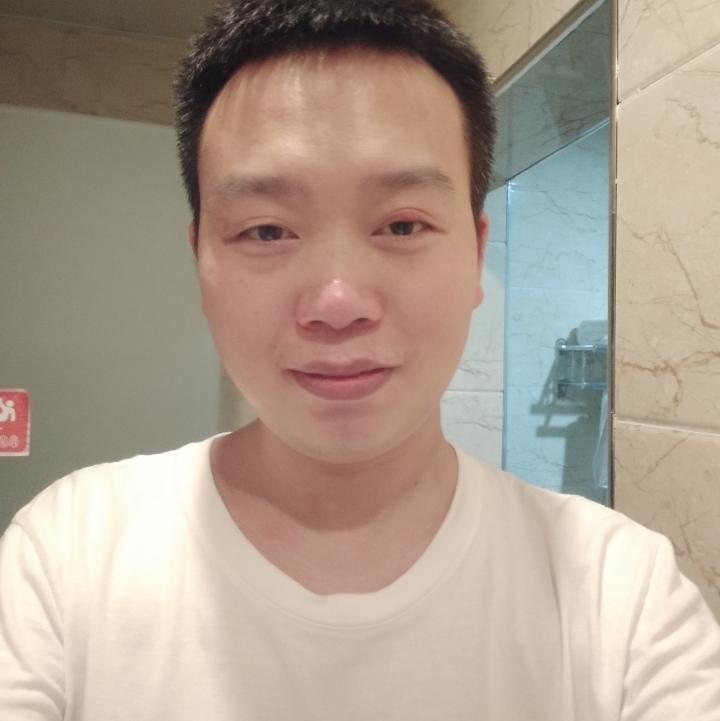杯中酒的第一张照片--邵阳相亲服务中心
