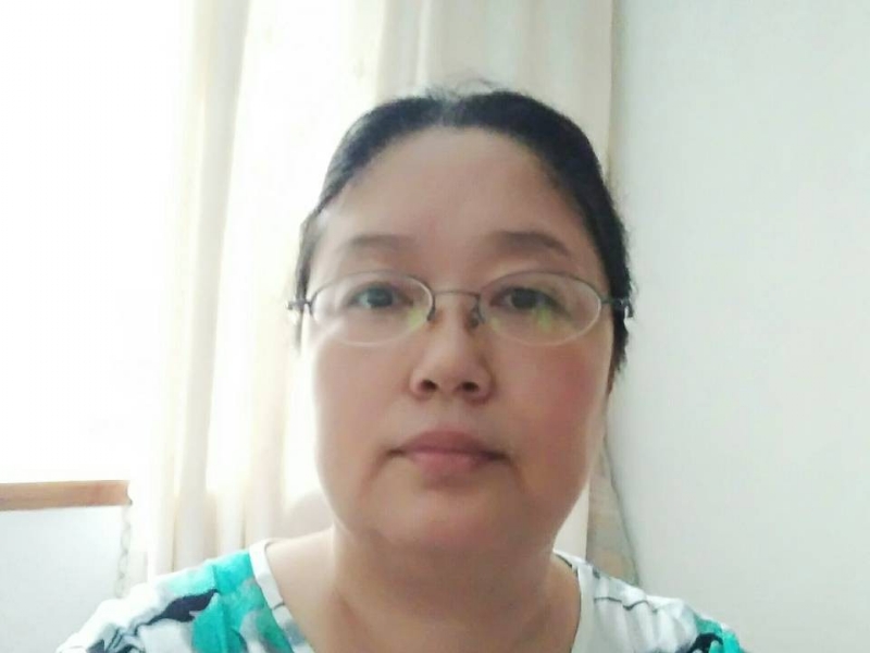 雨中漫步的第二张照片--邵阳相亲服务中心