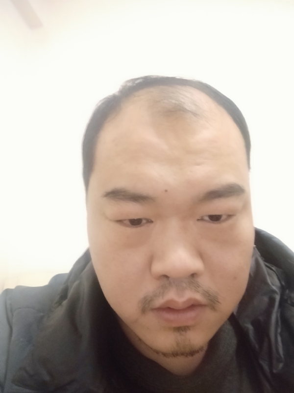 海阔天空的第一张照片--邵阳相亲服务中心