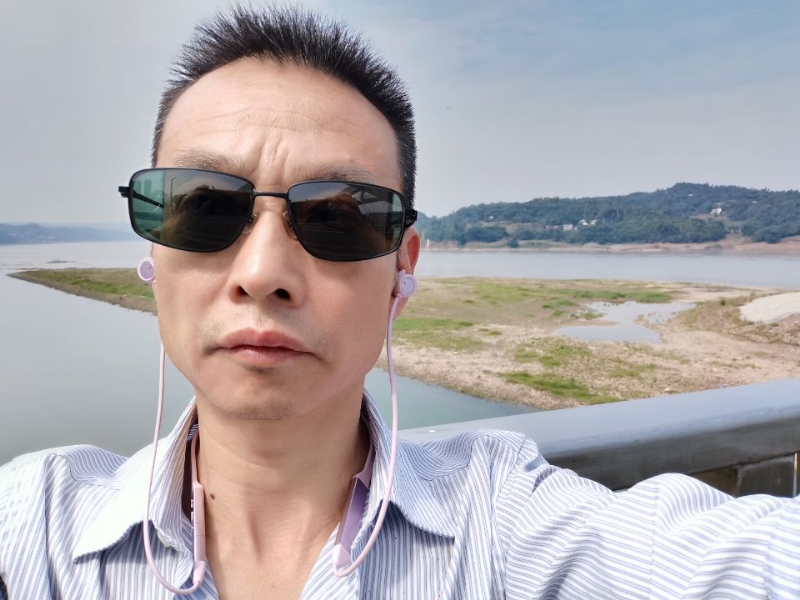 猪哥哥的第一张照片--邵阳相亲服务中心