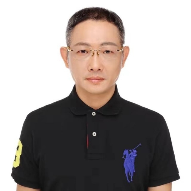 邱先森的第一张照片--邵阳相亲服务中心