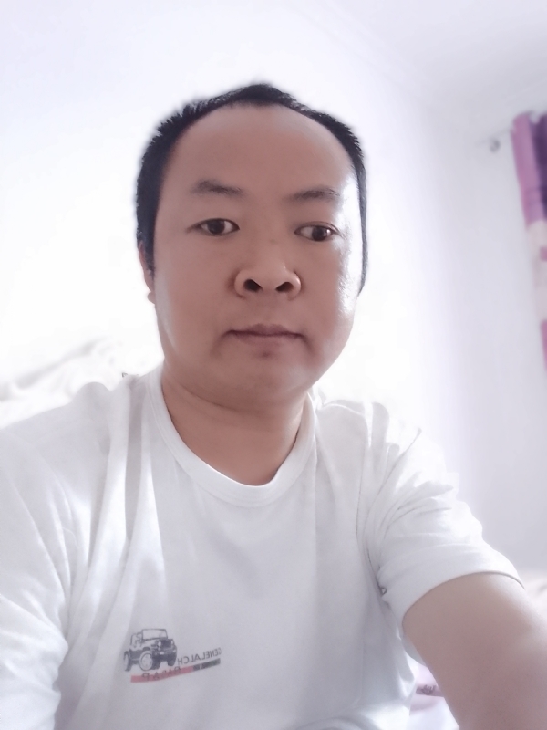 张家小伙子的第四张照片--邵阳相亲服务中心