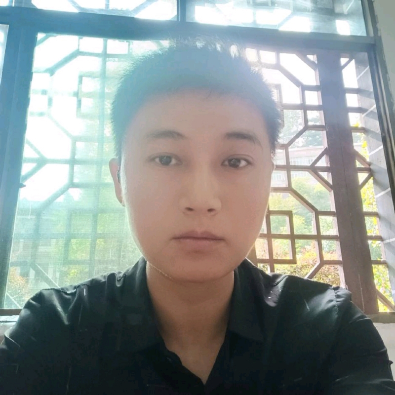 枫叶的第一张照片--邵阳相亲服务中心