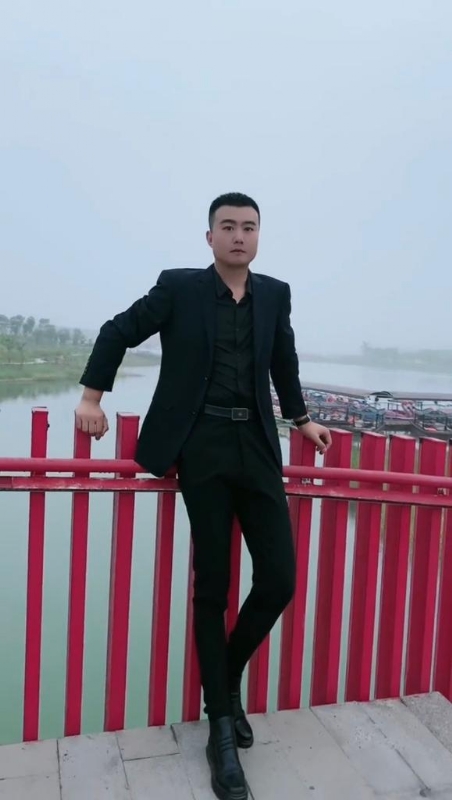 Albert的第一张照片--邵阳相亲服务中心